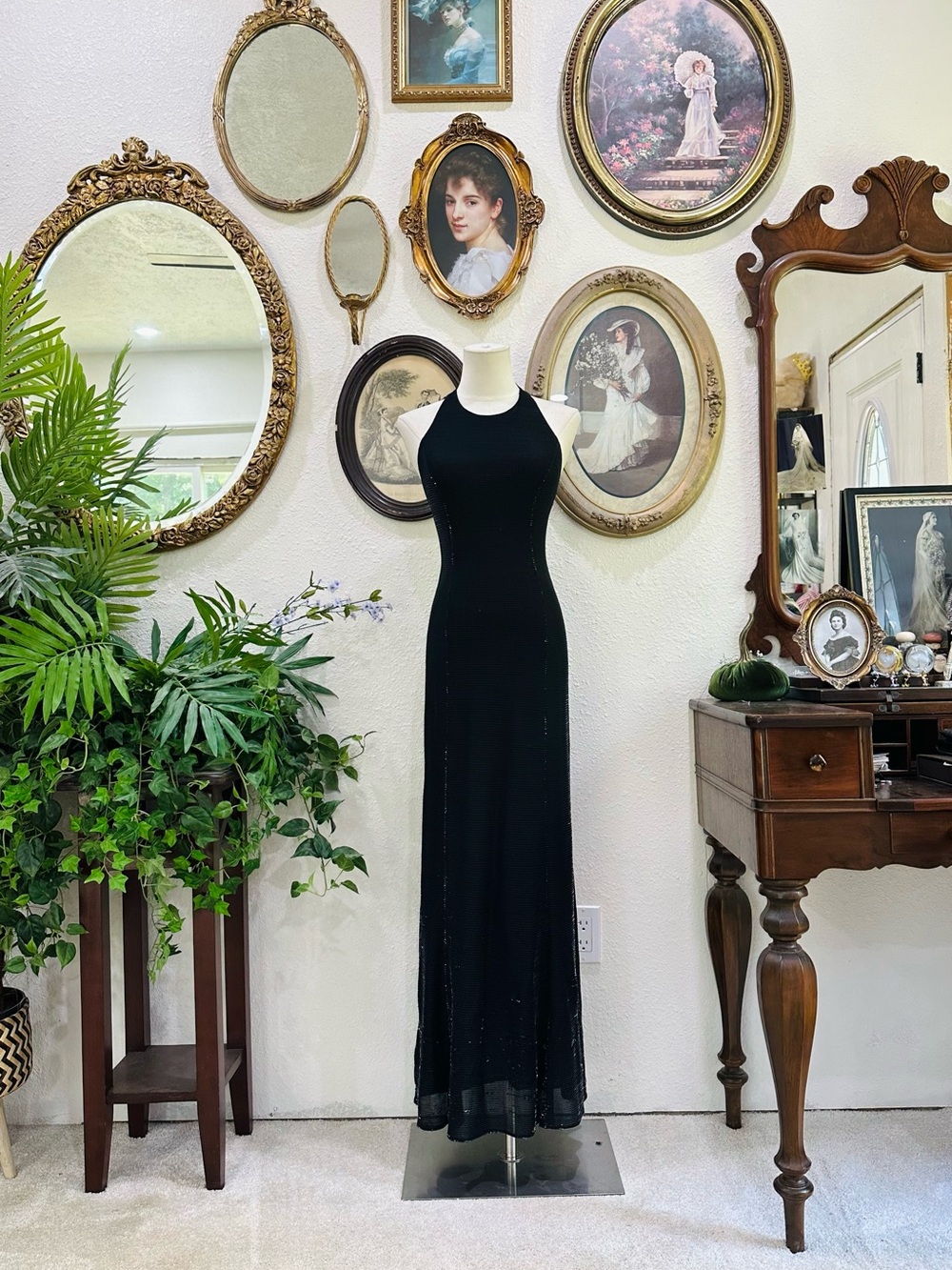 Vintage Reggio Petites Black Iridescent Halter Gown
